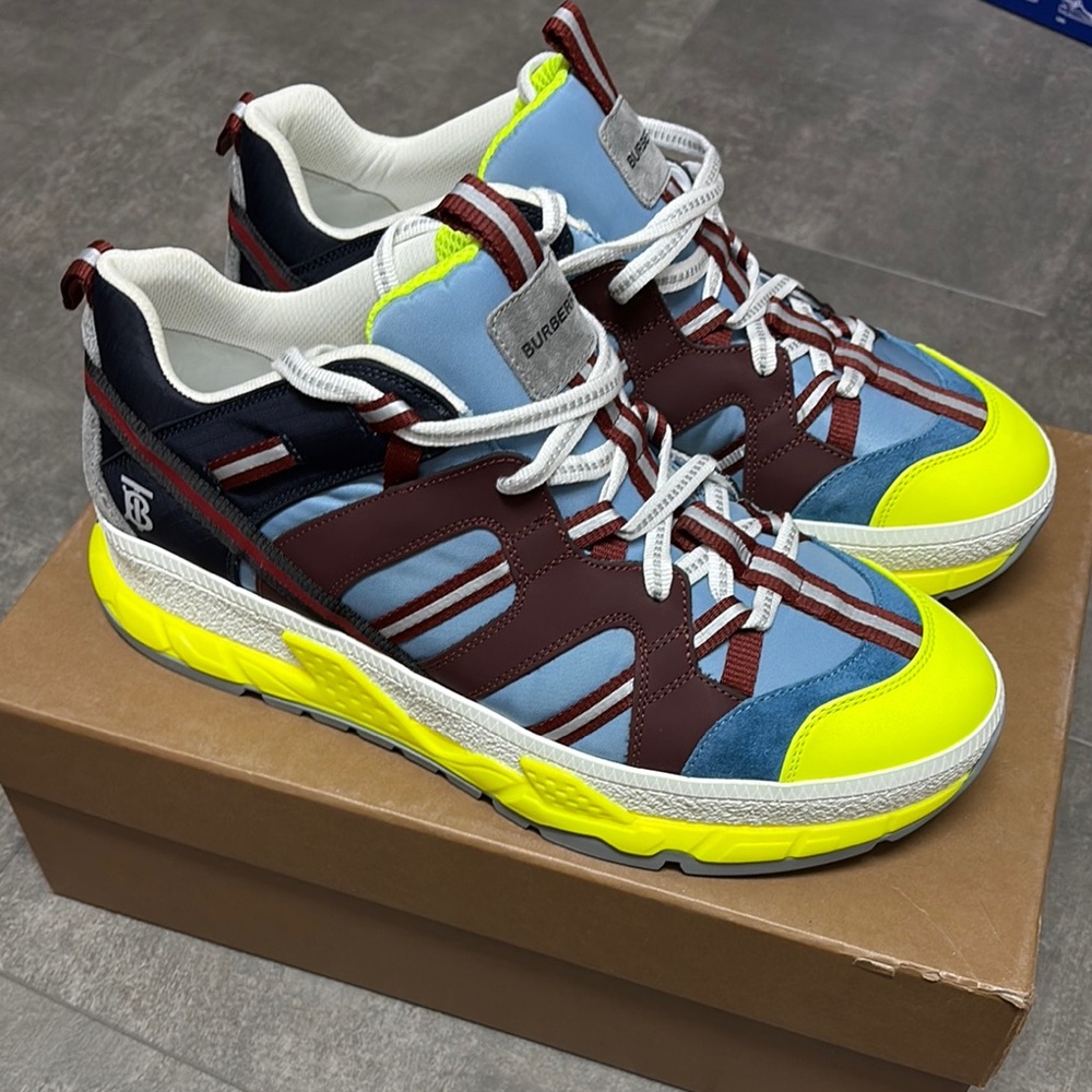 Authentic Brand New Burberry Union Sneaker
